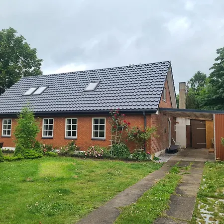 Holiday home Dom Na Wsi 9km Od Legollandu *